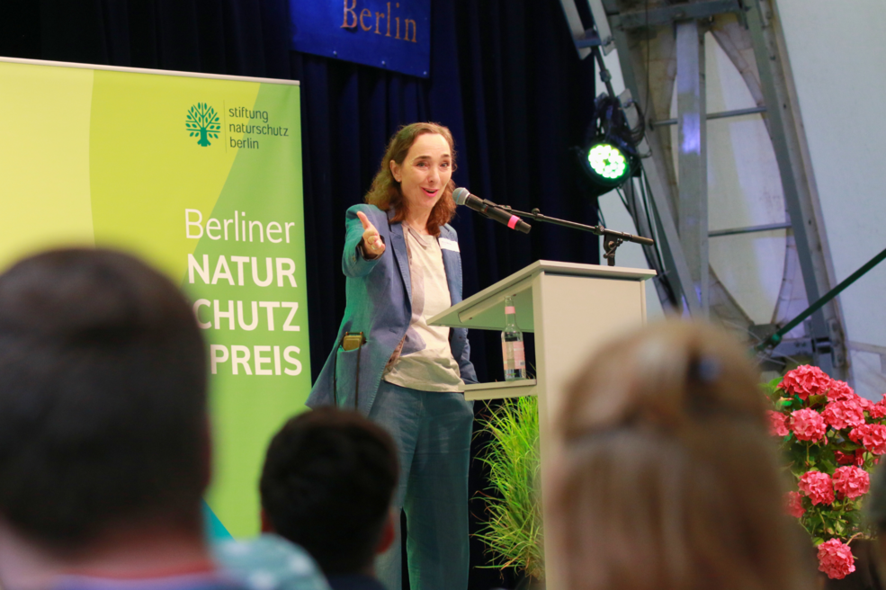 Die FluxFM-Gründerin und Geschäftsführerin Mona Rübsamen hielt die Laudatio für die Coolen Kids.